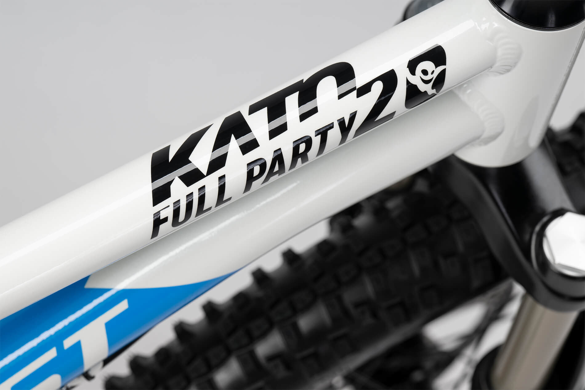 Ghost Kato 20 Full Party,MTB, pearl white/bright blue - glossy
